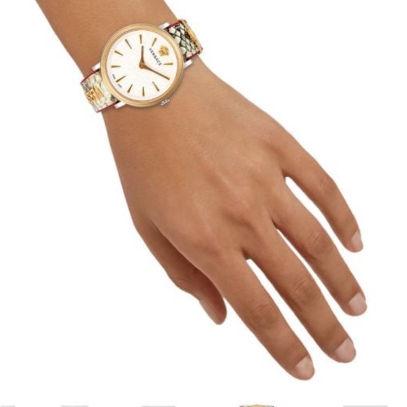 Women Versace - Picture 1 of 5